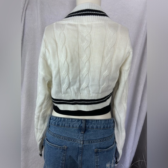 Cropped Cardigan‎ Sweater Bolero Shrug White Black Varsity Striped Knit - Picture 3 of 4